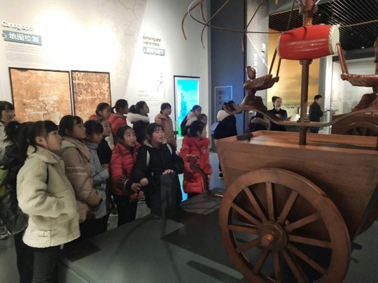 古代測(cè)量工具參觀(guān)